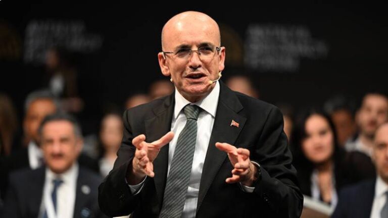 bakan-simsek-demir-yolu-sektorune-dis-finansman-42-milyar-euroya-ulasti-KzLjVyhk.jpg