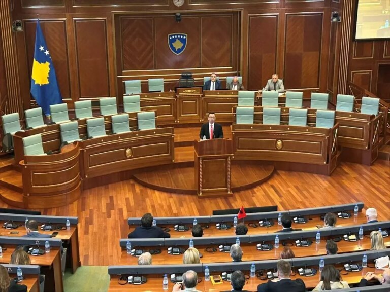 dimal-basha-kosova-meclis-baskani-secildi-gCy1zsR3.jpg