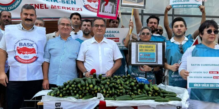 hukumetin-sefalet-teklifine-salatalikli-protesto-VAk6mOxu.jpg