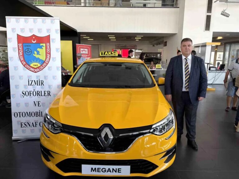 izmirde-ilk-lpgli-megane-taksi-tanitildi-OUjKR773.jpg