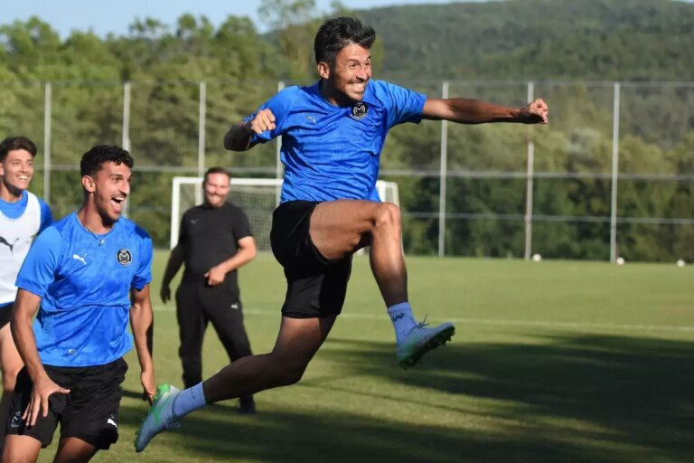 manisa-fk-yeni-sezona-umraniyede-basliyor-fpOg71IQ.jpg