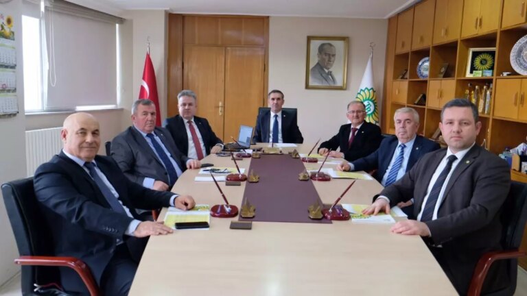 trakyada-aycicegi-avans-fiyati-28-bin-lira-UKGKZFBv.jpg