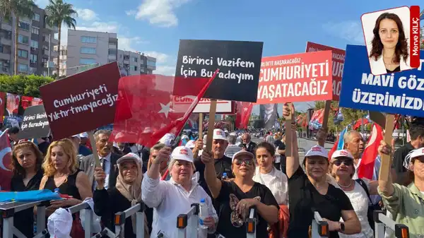 iyi-partiden-mersinde-govde-gosterisi-turkiyeyi-boldurtmeyecegiz-Q8LkNVsj.jpg