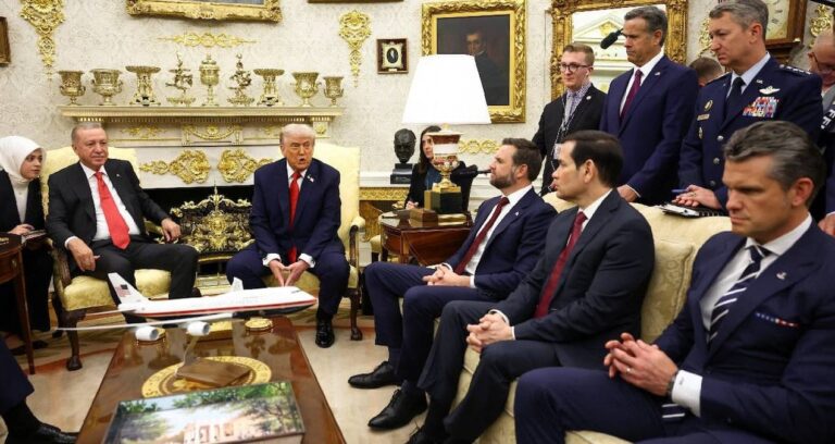 trump-erdogan-gorusmesi-sonrasi-chpden-ilk-aciklama-vEPrIEDF.jpg
