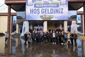 erunun 40 yillik mezunlari bulustu QkDzeWGu.jpg