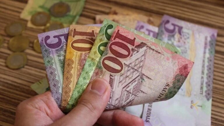 iran-ulusal-para-biriminden-dort-sifir-kaldiriyor-R1JZfuM3.jpg