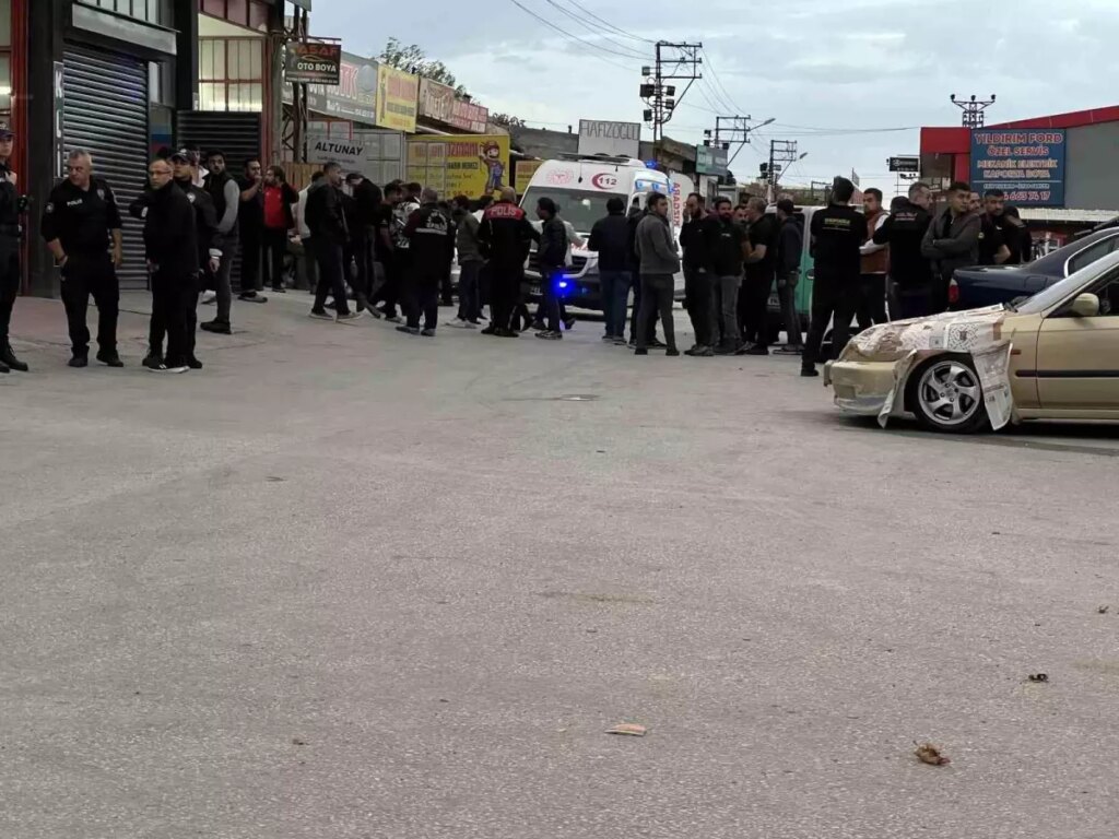 konyada oto tamir servisi onunde silahli saldiri 12 yarali gfqHztXq.jpg