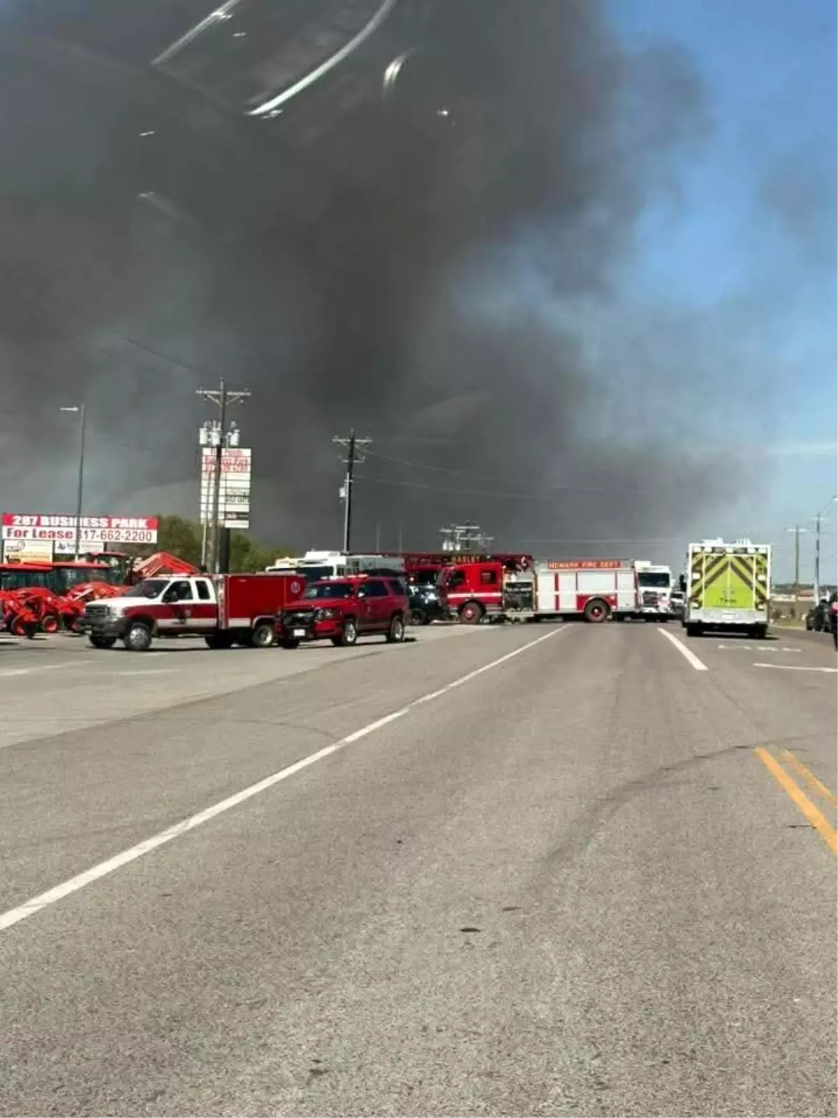 teksasta kucuk ucak park alanina dustu 2 olu T4DbJNW3.jpg