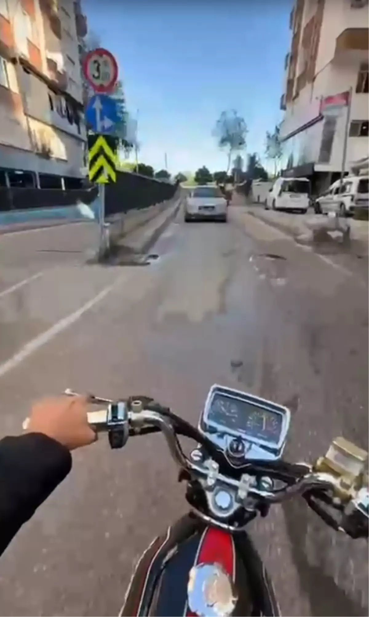 ters yonde arac kullanan surucuye ceza UYMfj2mh.jpg