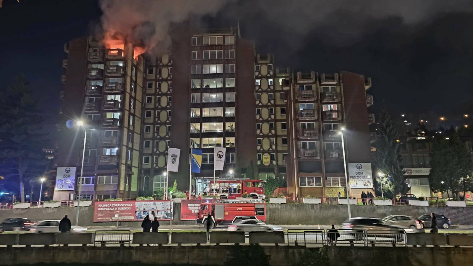 huzurevinde yangin felaketi 10 kisi hayatini kaybetti 20 kisi yaralandi Vcw9ytvc.png