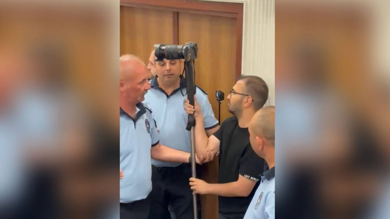 Aydın Belediye Meclisi’nde Gerilim: CHP’li Yetişkin’in Konuşmasına Engel